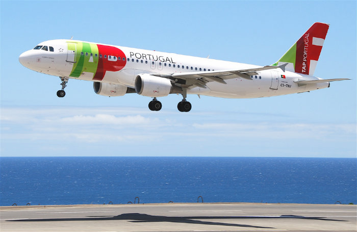 Surf Friendly airlines